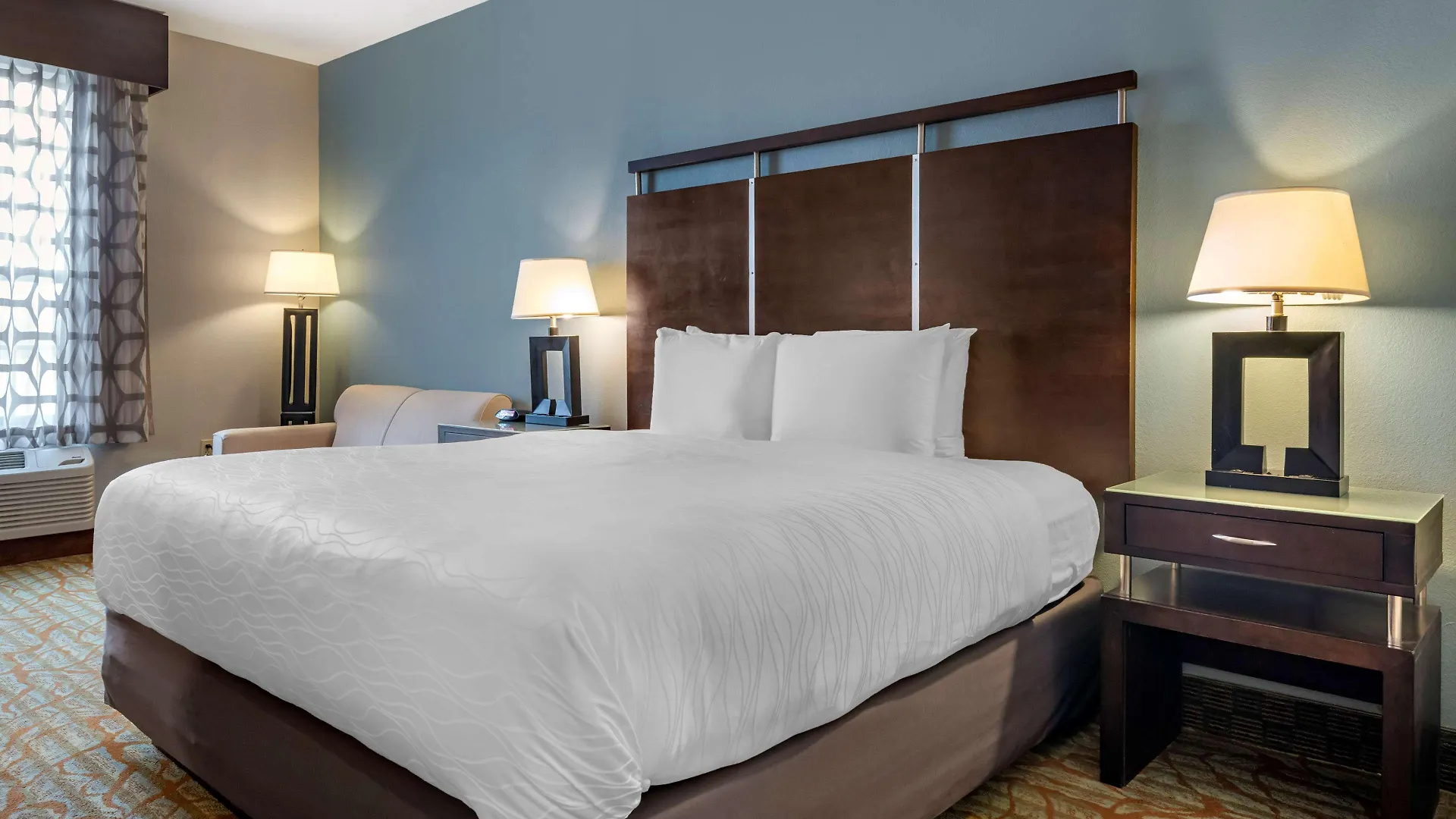 Best Western Plus Bradenton Gateway Hotel