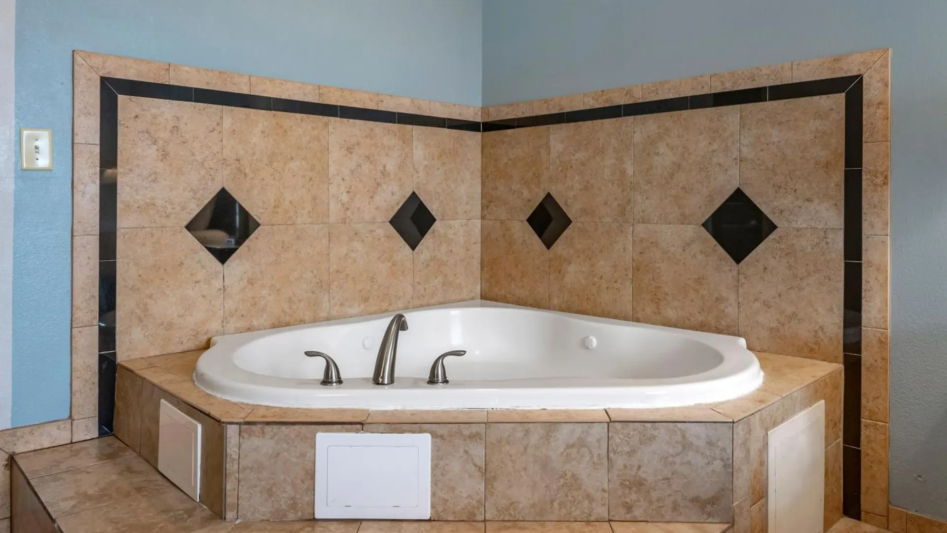 Best Western Plus Bradenton Gateway Hotel